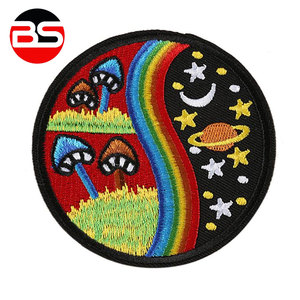 Patch brodé personnalisé sur mesure, nouvelle arrivée, vente chaude, patch brodé adhésif avec bordure Merrow par Burhan Sports - Product Image 5