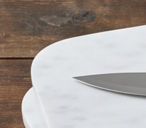 Planche à découper élégante en marbre blanc rond, plateau de service pour la préparation des aliments en cuisine - Product Image 5