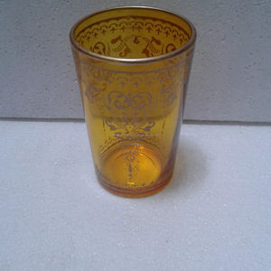 Vasos de té marroquíes coloridos para suministros de hotel y restaurante - Product Image 1