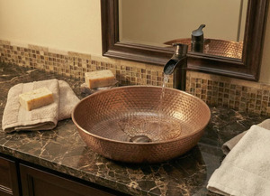 Lavabo de Baño de Latón Martillado, Redondo, para Encimera, Duradero, Hecho a Mano, Decoración Moderna y de Lujo para el Hogar - Product Image 5