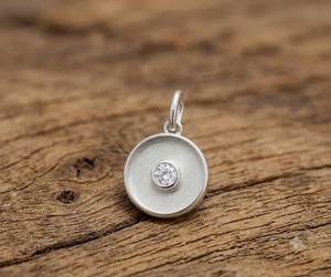 Colgante Minimalista de Plata de Ley 925 con Bisel Redondo para Resina de Leche Materna y Piedra de Nacimiento, Ideal para Creación de Joyas - Product Image 5