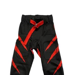 Uniforme de football américain personnalisé avec impression par sublimation, manches courtes, super doux et séchage rapide, confort estival, fabriqué au Pakistan - Product Image 6