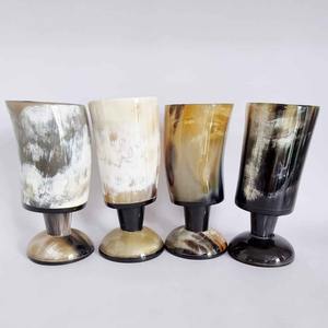 Copa de Vino Vikinga Clásica de Alta Calidad, Hecha a Mano en India, para Fiestas - Product Image 1