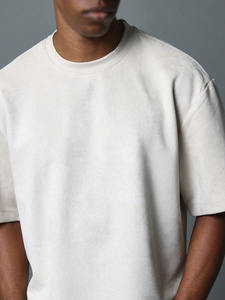 เสื้อยืดขายส่งสำหรับผู้ชาย เสื้อยืดสั่งทำคุณภาพสูง 230 GSM เสื้อยืดครอปพิมพ์โลโก้ตามสั่ง เสื้อยืดผู้ชายแบบ OEM - Product Image 3