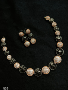 Ensemble de bijoux de mariée en diamant américain classique Collier et boucles d'oreilles en deux pièces pour mariage Style classique à la mode - Product Image 4