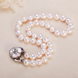 Collar de Perlas de Agua Dulce Elegante al por Mayor de Zhuji con Cierre de Rosa, Simple y Elegante para Mamá o Suegra - Product Image 3