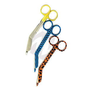 Ciseaux à pansements Lister à motifs variés pour infirmières, médecins, EMT, 5,5 pouces, pour les premiers intervenants, les ambulanciers, les infirmières, les médecins, les instruments médicaux - Product Image 2
