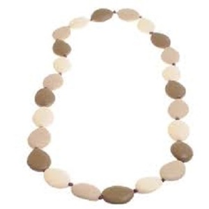 Collares de Cuentas de Resina con Patrón de Cierre Clásico Plateados en Plata, Hechos a Mano por MOON RISE CRAFT, Precio al por Mayor de Fabricante Indio GC-NK-273 - Product Image 4