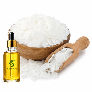 Fournisseur professionnel d'huile de ricin hydrogénée pour les applications cosmétiques, la fabrication de savon, la fabrication de bougies en vrac - Product Image 5