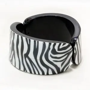 Design Zebra Printed Resin Bracelet Fashion Stylish Handmade & Resin Bracelet Bangle Fashion Jewelry Bangle For Girls