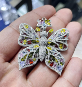Pendentif papillon pour femme Multicolore Moissanite Iced Out Bijoux en argent - Product Image 1