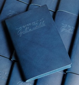 Porte-menu pliable de luxe en cuir véritable durable, protection pour restaurant, café, couverture de menu, finition premium LMC-0063 - Product Image 1