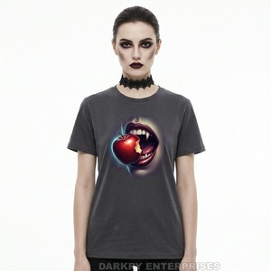 T-shirt graphique pour femme à impression numérique, motif pomme vampire, en coton, fabricant de vêtements personnalisés, haut streetwear esthétique sombre - Product Image 1