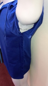 Chemises décontractées unisexe à manches courtes en jersey 100 % coton bleu uni 220g avec accès latéral gauche pour la rééducation post-chirurgicale et boutons-pression - Product Image 4