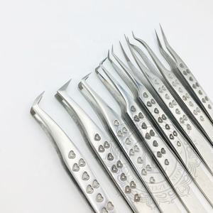 Venta al por mayor pinzas de acero inoxidable sostenibles mango de corazón pulido acabado punta puntiaguda para extensión de pestañas etiqueta privada ofrecida - Product Image 4