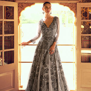 Vestido indio pakistaní Shimar Jacquard de seda, salwar kameez listo para usar, con bordados elaborados, largo hasta el suelo, para mujer. - Product Image 1