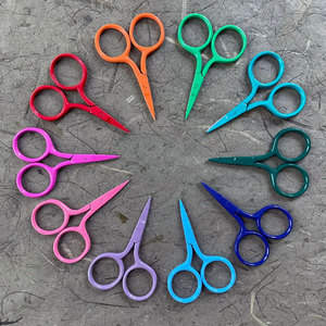 Ciseaux à broder miniatures de couleur personnalisée, outil professionnel de coupe de fil tranchant pour la couture et l'artisanat - Product Image 1