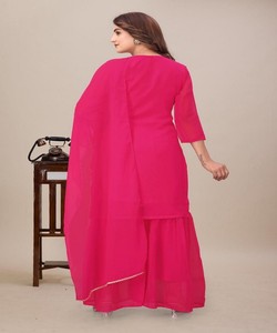 ชุดเสื้อท็อปผ้าจอร์เจตต์ปักลายพร้อมกางเกงชาราร่าและผ้าคลุมไหล่ สำหรับงานเทศกาล  ผ้าฝ้ายทอมือ  ชุดพื้นเมืองสีชมพู  สินค้ามาใหม่ - Product Image 5