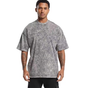 Camiseta de Hombre Vintage con Lavado Ácido, Corte Regular, Cuello Redondo, 100% Algodón, Color Negro Sólido, Estampado Digital Frontal, Ecológica y Transpirable - Product Image 3