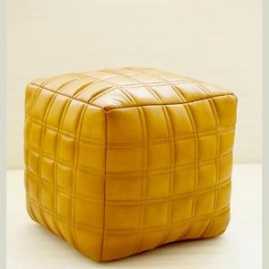 Taburete de Lona y Cuero Multiusos, Ideal para Apartamentos Compactos y Disposiciones Versátiles de Espacios, Taburete a Precio de Mayoreo - Product Image 1