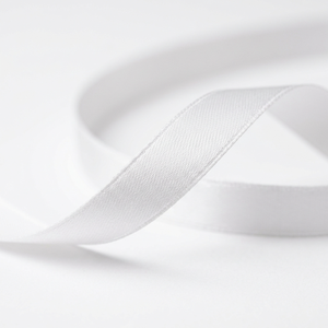 Cinta de Satén Blanca de 3mm de Una Cara, Disponible en Stock, para Tarjetas de Boda, Cajas de Pastel, Envoltura de Regalos, Costura, Proveedor Mayorista - Product Image 4