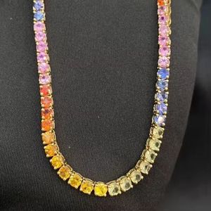 Collar de tenis de lujo con forma de diamante arcoíris para mujer, cadena de plata con circonita cúbica de corte redondo y efecto helado - Product Image 3