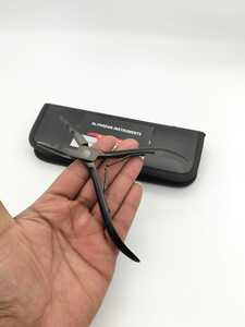 Pince à deux trous de qualité supérieure, couleur plasma noir, pour extensions de cheveux, logo personnalisé, prix de gros, AL FARDAN INSTRUMENTS - Product Image 3