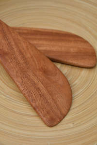 Espátula de madera de neem 100% natural con mango largo, antiadherente, segura para mezclar, utensilio de cocina apto para alimentos, precio al por mayor desde India. - Product Image 2