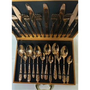 Ensemble de couverts de luxe en acier inoxydable avec manche doré, service de table en métal avec coffret cadeau en bois et cuir, vente en gros de couverts de table - Product Image 5