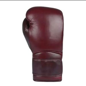 Gants de boxe en cuir véritable de qualité supérieure avec sangle de poignet réglable, gants d'entraînement professionnels pour le sparring, fermeture à boucle, logo personnalisé - Product Image 2