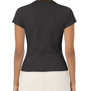 Camiseta Corta Personalizada para Mujer, Color Gris Carbón, con Gráfico Personalizado en la Parte Delantera, Corte Ajustado, Algodón, Manga Corta - Product Image 5