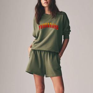 Conjunto de Ropa Deportiva Personalizada para Gimnasio, Sudadera Corta con Cuello Redondo y Media Cremallera de Felpa de Algodón para Mujer, Shorts Deportivos Sexys de Yoga con Encaje - Product Image 4