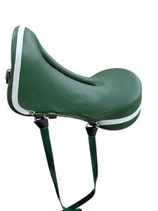 อานม้าหนังสีเขียวพร้อมสายรัดท้องม้าแบบคู่และสายรัดอานม้า - Product Image 1