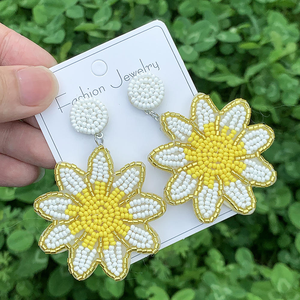 Bijou de luxe vintage de style national, pendentif papillon et fleur jaune, perle en alliage de zinc, cadeau par MULTI CRAFT - Product Image 2