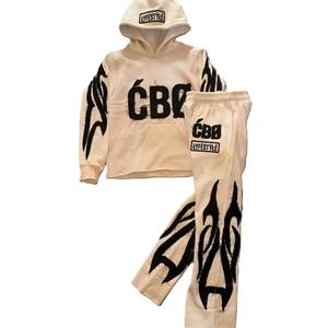 Conjuntos de sudadera con capucha y pantalón acampanado de algodón 100% para niños, personalizados OEM, estilo streetwear de invierno, con bordado, apliques, cremallera, lavado ácido y efecto desgastado. - Product Image 3