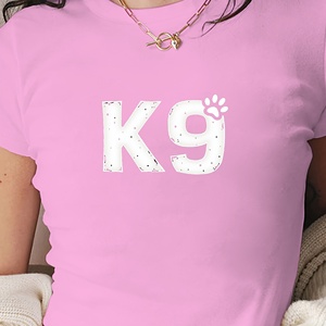 เสื้อยืดแฟชั่นสำหรับผู้หญิง K9แฟชั่นพิมพ์ลายอุ้งเท้าสั้น - Product Image 3