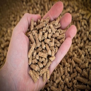 Pellets de Madera de Biomasa Comprimida 100% Naturales para Calderas y Sistemas de Calefacción Industrial - Product Image 2
