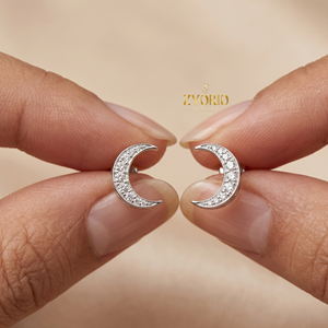 ต่างหูรูปพระจันทร์เสี้ยวทองคำ 14K สำหรับผู้หญิงจาก Zyorio Jewels ประดับเพชรทรงลูกแพร์สังเคราะห์แบบไมโครเพฟ เครื่องประดับหรูหราสำหรับวันครบรอบ - Product Image 3