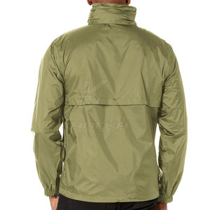 Veste d'hiver d'aventure durable avec col à capuche, poignets ajustables, tissu respirant écologique, logo frontal pour les escapades de week-end - Product Image 2