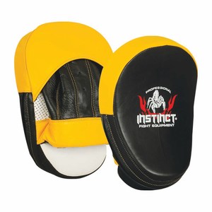Mitaines de frappe personnalisées en cuir véritable avec logo, courbées pour le crochet et le coup de poing, idéales pour l'entraînement MMA - Product Image 1