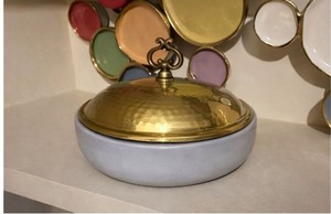 Olla Moderna Decorativa para Guisos con Tapa de Acero Inoxidable Martillado, Diseño Floral Tropical Azul, Olla para Servir y Mantener la Comida Caliente - Product Image 3