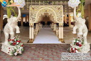 Arche de bienvenue exclusive en fibre de verre blanche pour grand mariage, décoration éléphant, portail d'entrée, aménagement de scène de mariage traditionnel en intérieur, Sydney - Product Image 2