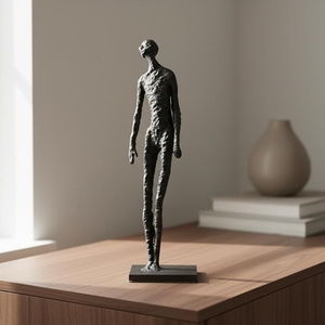 Paire de sculptures humaines texturées de style Giacometti de luxe avec socle carré pour tables consoles et meubles TV contemporains - Product Image 3