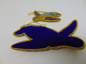 Adorno Navideño Colgante de Acrílico Hecho a Mano con Forma de Caballito de Mar Dorado, Adorno Decorativo de Alta Calidad para Árbol - Product Image 2