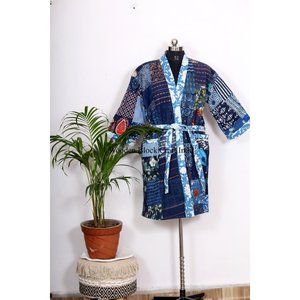 Kimono de Seda Hecho a Mano en India, Chaquetas Vintage Kantha para Mujer, Bata de Retazos, Kimono, Vestido Largo de Noche, Batas de Algodón, Kimono - Product Image 1