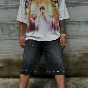 Shorts en jean personnalisés taille haute pour homme, style streetwear Y2K, amples, vintage, délavés, avec strass et cristaux - Product Image 2