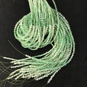 Perles rondes lisses en chrysoprase de qualité AA certifiées IGI 100% naturelles, 3mm-4mm, couleur vert pierre, Fire Vivaaz Gems Jaipur - Product Image 6