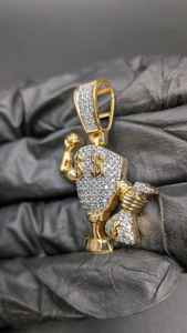 Colgante de moissanita con diseño de bolsa de dinero y signo de dólar, chapado en rodio amarillo, plata de ley 925, joyería de moda urbana para hombre - Product Image 6