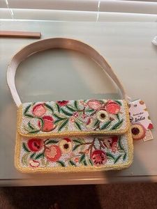 Bolso de mano bohemio personalizado con cuentas, inspirado en la piedra lunar, tejido a mano, belleza inspirada en la aventura, atemporal, impermeable, duradero, vintage - Product Image 2