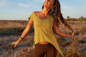 ชุดพิกซี่ท็อปผ้าฝ้ายสไตล์เอลฟ์สำหรับงานเทศกาล โบโฮแฟรี่คอร์ ชุดทำมือจากผ้าฝ้ายสำหรับงานเทศกาลฤดูร้อน ของขวัญสำหรับเธอ - Product Image 4